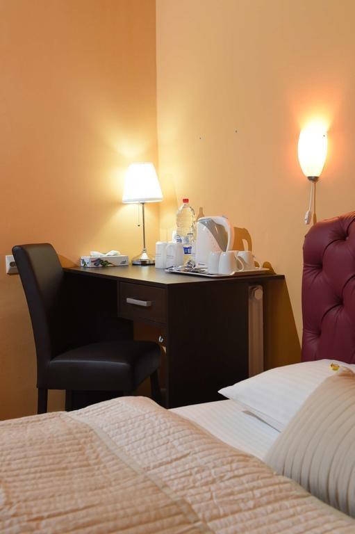 Apartment Inn Rooms Нови Сад Стая снимка